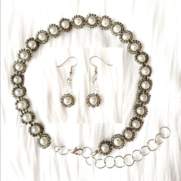 Glass Pearl And Gray Seed Bead Necklace With Earrings - Picture 1 of 5